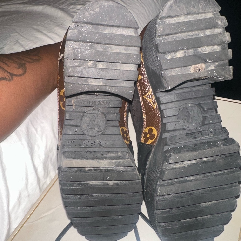 Louis Vuitton Black and Brown Monogram Lace-Up Boots - Picture 2 of 4